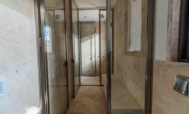 Casa en venta en Highland Park a estrenar por el reconocido arquitecto Pablo Sanchez Elias!!!