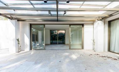 Casa en venta en Highland Park a estrenar por el reconocido arquitecto Pablo Sanchez Elias!!!