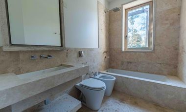 Casa en venta en Highland Park a estrenar por el reconocido arquitecto Pablo Sanchez Elias!!!