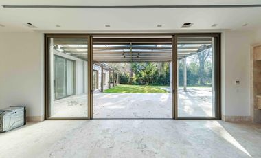 Casa en venta en Highland Park a estrenar por el reconocido arquitecto Pablo Sanchez Elias!!!