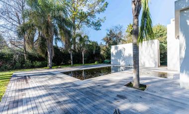 Casa en venta en Highland Park a estrenar por el reconocido arquitecto Pablo Sanchez Elias!!!