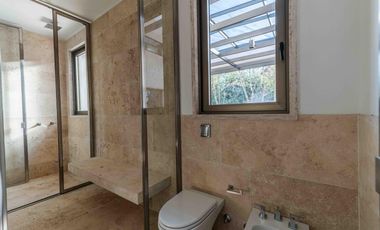 Casa en venta en Highland Park a estrenar por el reconocido arquitecto Pablo Sanchez Elias!!!