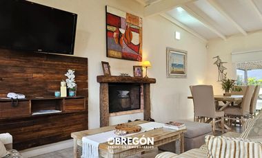 Casa en alquiler para 6 personas en zona residencial de Pinamar con jacuzzi