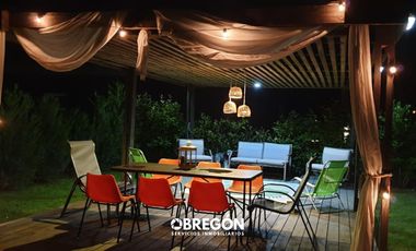 Casa en alquiler para 6 personas en zona residencial de Pinamar con jacuzzi