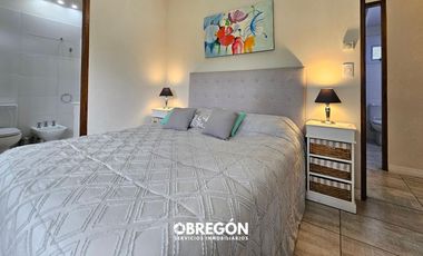 Casa en alquiler para 6 personas en zona residencial de Pinamar con jacuzzi