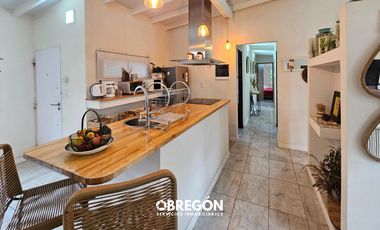 Casa en alquiler para 6 personas en zona residencial de Pinamar con jacuzzi