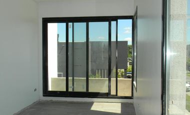 Casa a estrebar en  Vila Marina II lote interno
