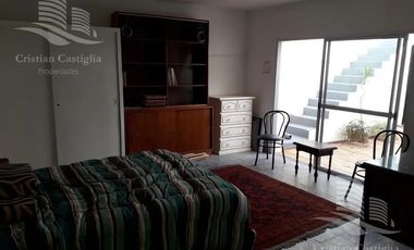 Venta - PH con entrada independiente, 4 Ambientes, Patio - Vicente López, Zona Norte