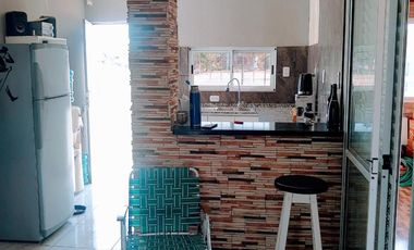 Bella casa, nueva y con amplio terreno en  San Benito-  E. R