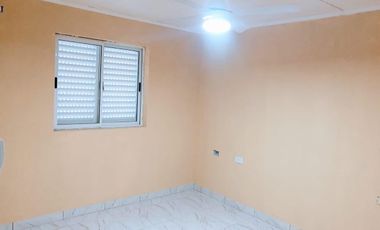 Bella casa, nueva y con amplio terreno en  San Benito-  E. R