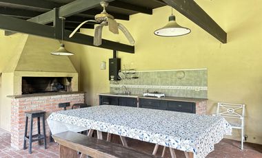 Descubre tu hogar ideal en La Araucaria? Venta quinta- Lobos