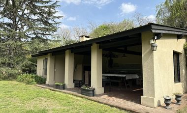 Descubre tu hogar ideal en La Araucaria? Venta quinta- Lobos
