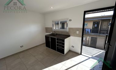 Duplex - 3 amb - Islas Malvinas  Nº254 Nº 11 - Belen De Escobar - Centro