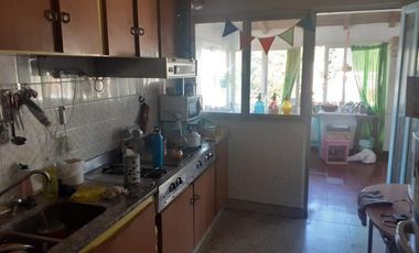 Casa - Claypole