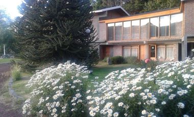 Casa en venta - 9 Dormitorios 10 Baños - 3.000Mts2 - San Martín de Los Andes
