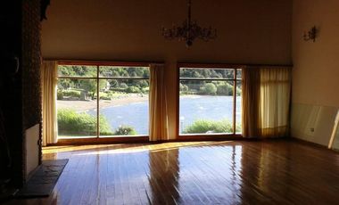 Casa en venta - 9 Dormitorios 10 Baños - 3.000Mts2 - San Martín de Los Andes