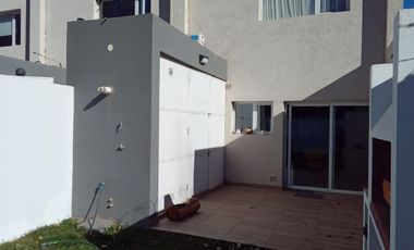 Duplex barrio Perticone,  Centenario