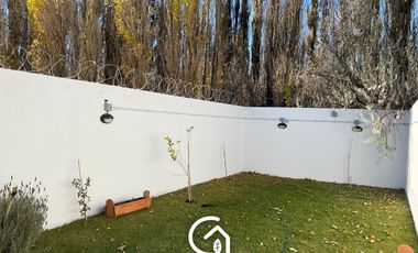 Duplex barrio Perticone,  Centenario