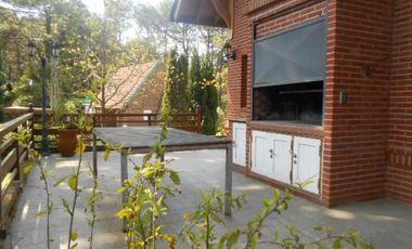 Venta - Casa de 6 ambientes en Pinamar - zona Golf Viejo