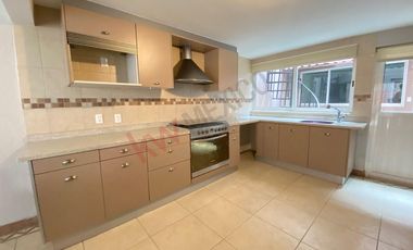 Casa en venta en Lomas del Sol , cerca de interlomas , huixquilucan