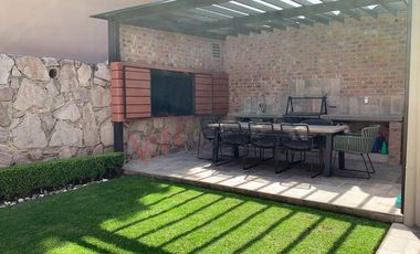 Casa en venta en Lomas del Sol , cerca de interlomas , huixquilucan