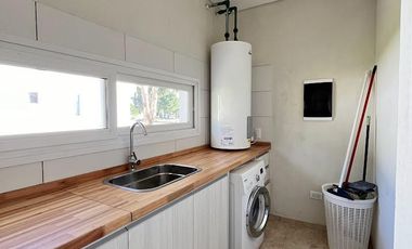 Casa en Alquiler - Barrio Ecuestre Lote 156 de Costa Esmeralda - frente a la cancha de Polo