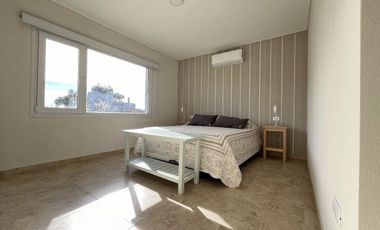 Casa en Alquiler - Barrio Ecuestre Lote 156 de Costa Esmeralda - frente a la cancha de Polo
