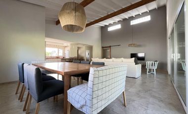 Casa en Alquiler - Barrio Ecuestre Lote 156 de Costa Esmeralda - frente a la cancha de Polo