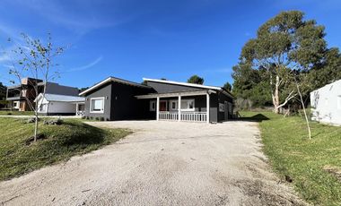 Casa en Alquiler - Barrio Ecuestre Lote 156 de Costa Esmeralda - frente a la cancha de Polo