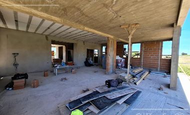 Casa 5 ambientes en obra en venta en Puerto Nizuc - Guillermo Hudson - Financiación