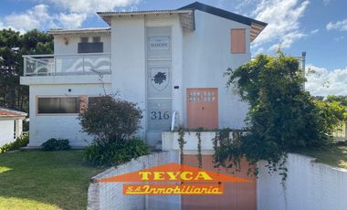 Casa en 4 AMBIENTES C/ DEP, ZONA CENTRO, PINAMAR