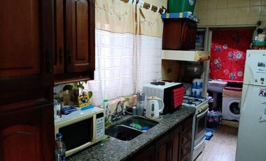 Departamento en  muy buen estado, vista a Avenida Mitre