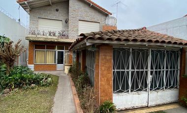Casa - Burzaco