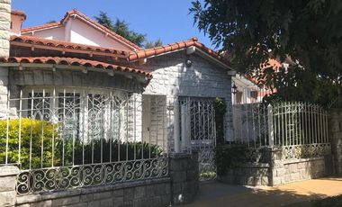 Casa - Burzaco