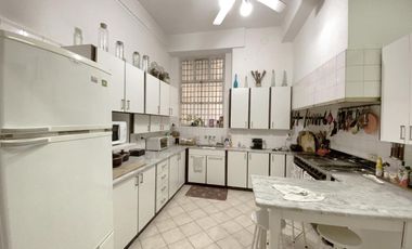 Piso en Retiro, Palacio Estrugamou, 8 ambientes,  4 dormitorios, 4 baños ,