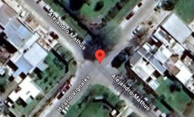Casa en venta -3 dormitorios 3 baños - patio parrilla - 325 mts2 - Chivilcoy