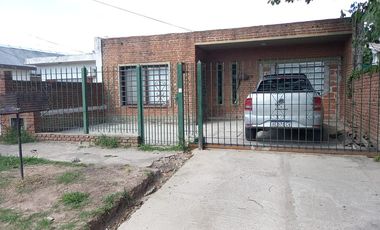 Casa - Luis Guillon