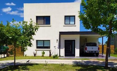 Venta de casa 4 dormitorios con pileta en San Eduardo - Pilar