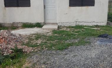 Casa en venta - 2 dormitorios 1 baño - 180 mts2 - Melchor Romero
