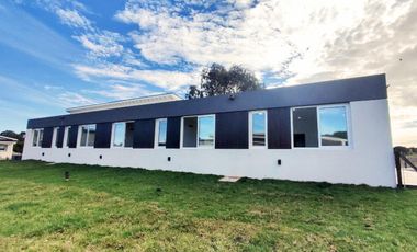 Casa en venta - 4 Dormitorios 5 Baños - Cocheras - 990Mts2 - Costa Esmeralda