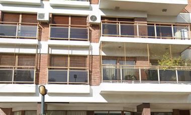 Departamento de categoria, 4 ambientes con cochera en Lomas de Zamora Oeste