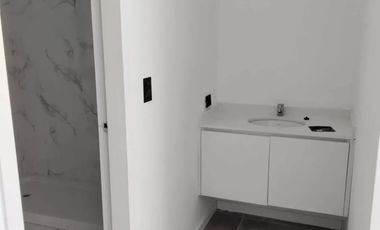 Casa en venta - 3 Dormitorios 3 Baños - Cochera - 300Mts2 - Luján