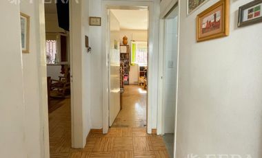 Venta casa 2 ambientes con cochera en Wilde