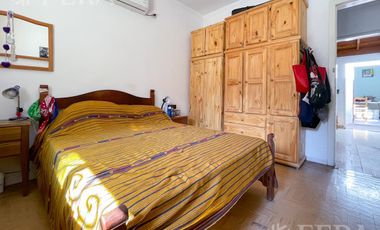 Venta casa 2 ambientes con cochera en Wilde