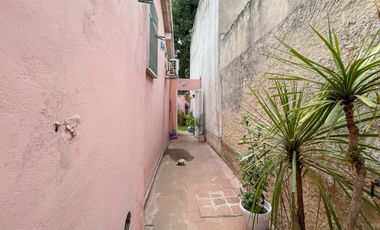 Venta casa 2 ambientes con cochera en Wilde