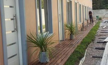 VENTA DUPLEX 2 DORM. EN BARRIO LOS JAZMINES