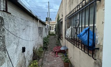 Venta Casa 3 ambientes con amplio jardín en Florencio Varela