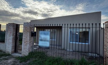 Casa en venta - 1 Dormitorio 1 Baño - Cochera - 520Mts2 - Saladillo
