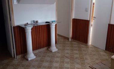 Venta Casa 4 Amb. en 2 Plantas en - Ramos Mejia -  Muy buen Estado, Exc. Ubicación