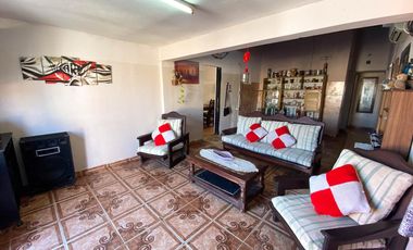 Casa en venta - 3 Dormitorios 1 Baño 1 Cochera - 200Mts2 - Ensenada [FINANCIADA]